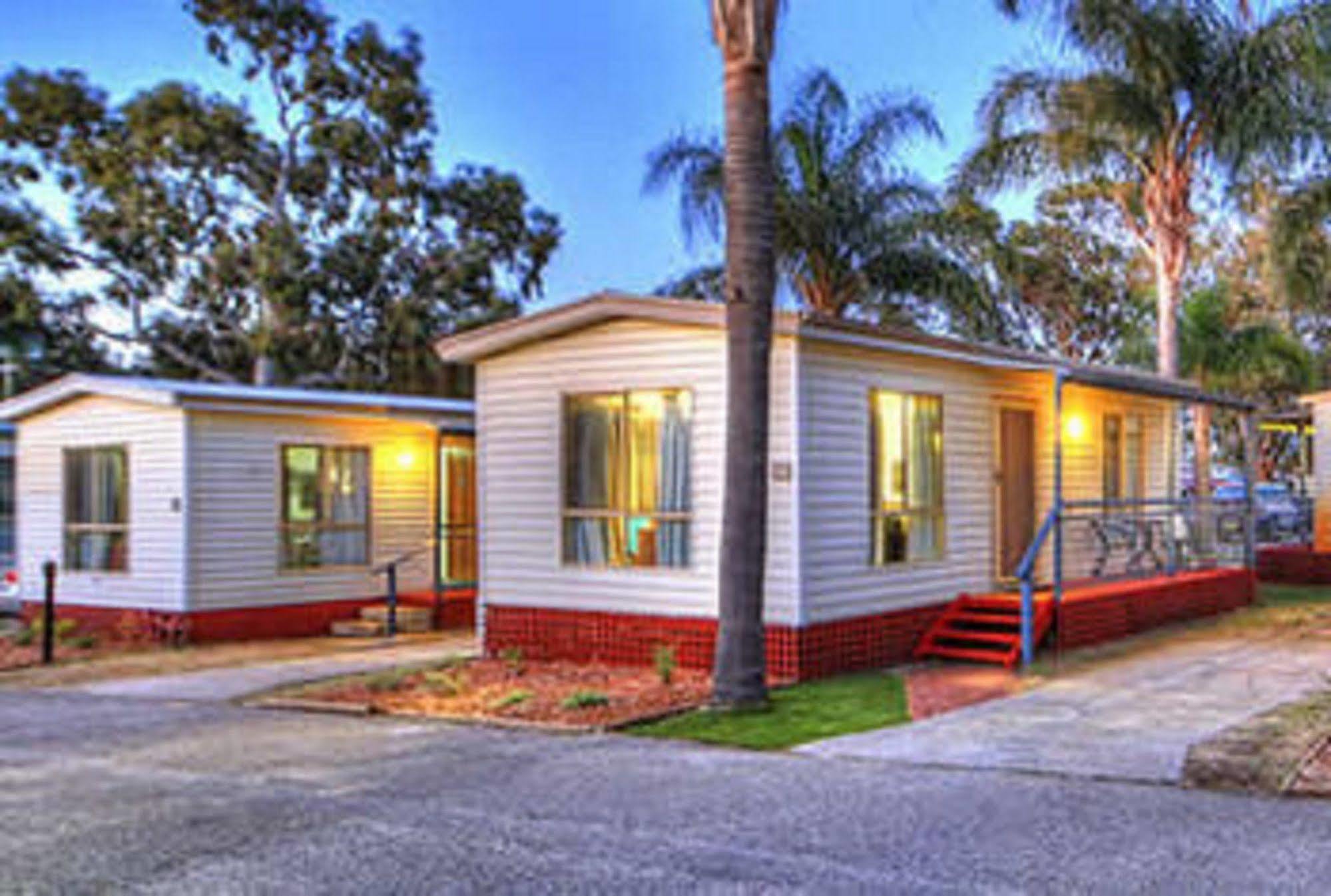 Central Caravan Park Perth Exteriör bild
